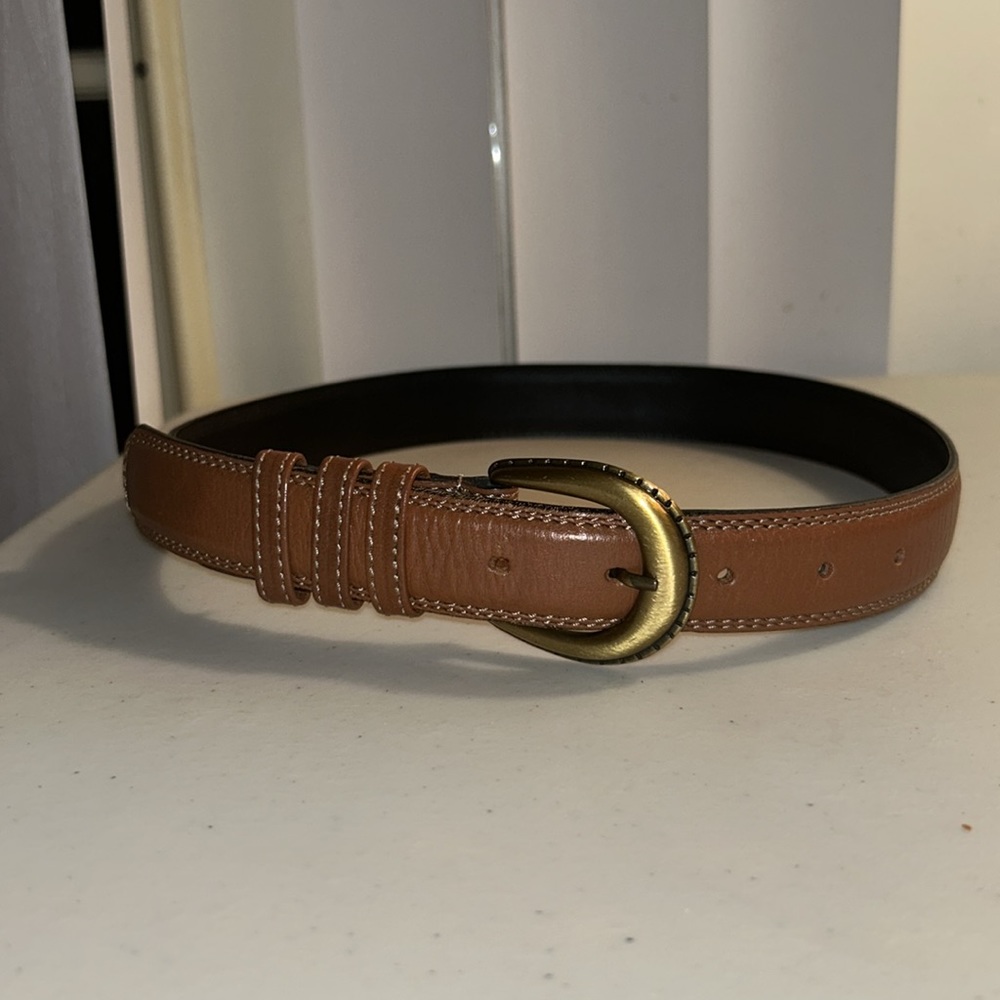 Pellateri genuine leather belt with brass buckle Sz small made in Italy